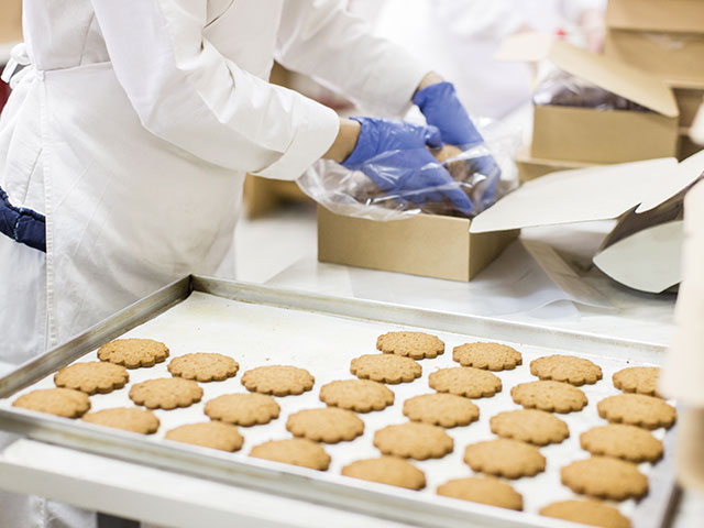 ISO-22001-food-safety-management-systems-640-x-480